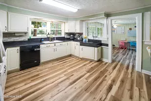 413 N Franklin St, Whiteville, NC 28472 - Photo 10