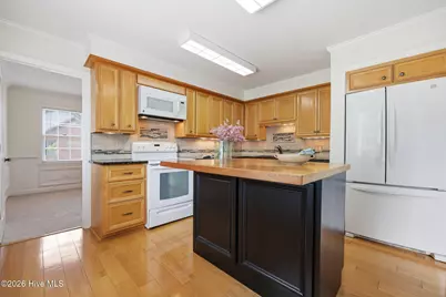 111 N Wedgewood Drive, Washington, NC 27889 - Photo 14