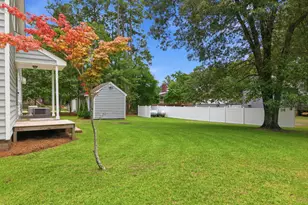 111 N Wedgewood Dr, Washington, NC 27889 - Photo 2