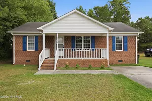 1402 Lockwood Rd, Kinston, NC 28501 - Photo 1