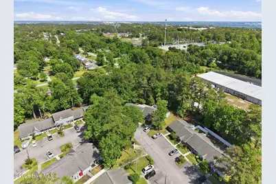 600 N 35th Street #1203, Morehead City, NC 28557 - Photo 38