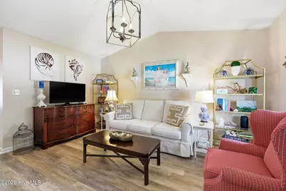 600 N 35th Street #1203, Morehead City, NC 28557 - Photo 4