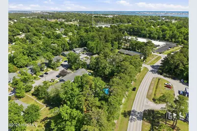 600 N 35th Street #1203, Morehead City, NC 28557 - Photo 34