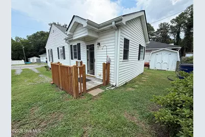 304 E Woodall Street, Smithfield, NC 27577 - Photo 6