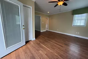 304 E Woodall St, Smithfield, NC 27577 - Photo 14