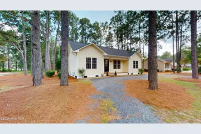 125 Forest Place, Aberdeen, NC 28315 - Photo 2