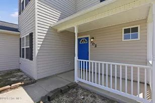 302 Mann St, Hubert, NC 28539 - Photo 2