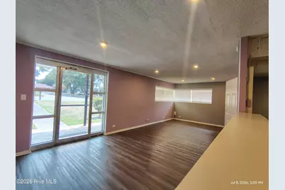 1712 W 6th Street, Greenville, NC 27834 - Photo 10