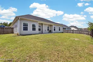 520 New Hanover Trl, Jacksonville, NC 28546 - Photo 36