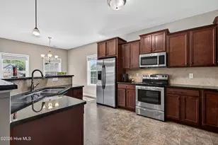 520 New Hanover Trl, Jacksonville, NC 28546 - Photo 20