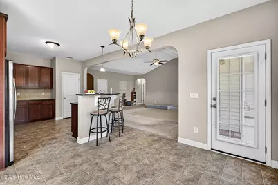 520 New Hanover Trail, Jacksonville, NC 28546 - Photo 16