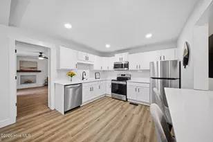 212 Wood Dale Dr, Wilmington, NC 28403 - Photo 10