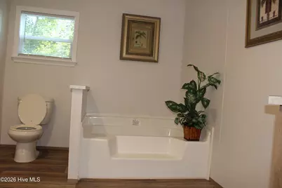 110 Denise Drive, Jacksonville, NC 28540 - Photo 16