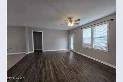608 Millbrooke Circle, Elizabeth City, NC 27909 - Photo 2