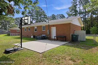 4114 Edgewood Drive, Ayden, NC 28513 - Photo 6