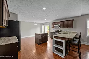 123 Lightwater Dr, Aberdeen, NC 28315 - Photo 16