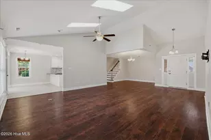 144 Candlewood Dr, Wallace, NC 28466 - Photo 2