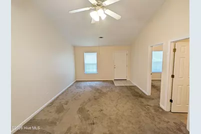 526 Edgecliff Lane, Evans, GA 30809 - Photo 2