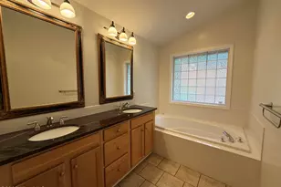 4913 Coronado Dr, Wilmington, NC 28409 - Photo 14