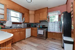 606 W Colonial Ave, Elizabeth City, NC 27909 - Photo 10