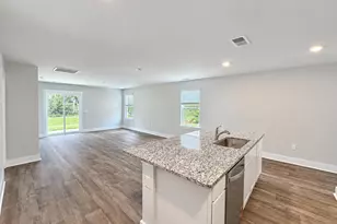 1038 Pampas Grass Dr, Castle Hayne, NC 28429 - Photo 6