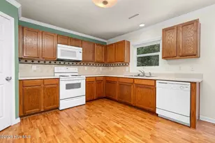 238 Farrington Dr, Clayton, NC 27520 - Photo 12