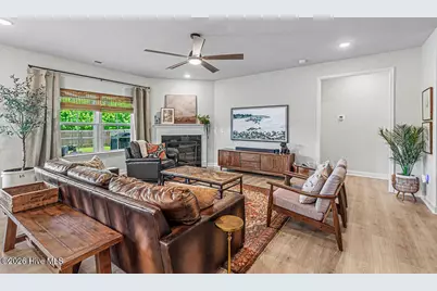 702 Greenwich Place, Richlands, NC 28574 - Photo 6
