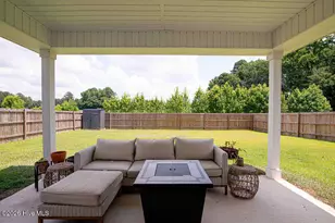 702 Greenwich Pl, Richlands, NC 28574 - Photo 40