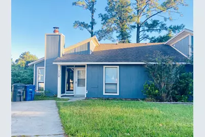 129 Village Circle, Jacksonville, NC 28546 - Photo 1