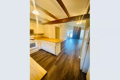 129 Village Circle, Jacksonville, NC 28546 - Photo 4