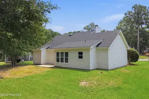 1040 Southbriar Dr, Rocky Mount, NC 27804 - Photo 4