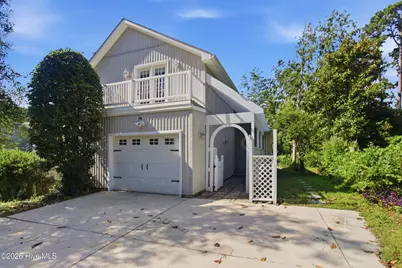 209 E Palmer Drive, New Bern, NC 28560 - Photo 1