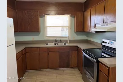 2014 Cedar Point Circle, Elizabeth City, NC 27909 - Photo 4