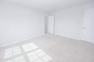607 Ava St, New Bern, NC 28560 - Photo 18