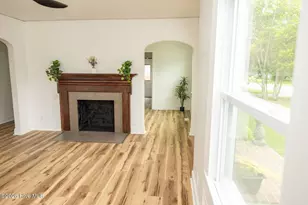 303 Stratford Rd, Jacksonville, NC 28540 - Photo 16