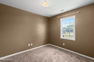 703 Covington Ct, Hubert, NC 28539 - Photo 18