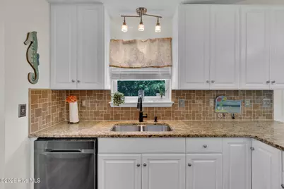 112 SW 13th Street, Oak Island, NC 28465 - Photo 16
