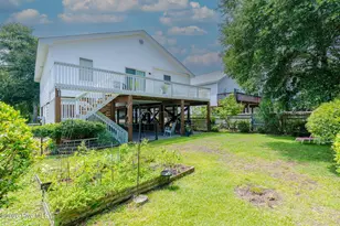 112 SW 13th St, Oak Island, NC 28465 - Photo 12