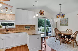 112 SW 13th St, Oak Island, NC 28465 - Photo 20