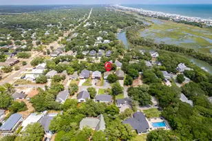 112 SW 13th St, Oak Island, NC 28465 - Photo 8