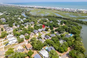 112 SW 13th St, Oak Island, NC 28465 - Photo 6
