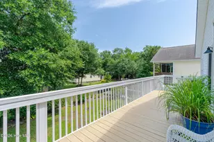112 SW 13th St, Oak Island, NC 28465 - Photo 10