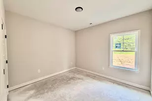 3782 Chatsworth Dr, La Grange, NC 28551 - Photo 6