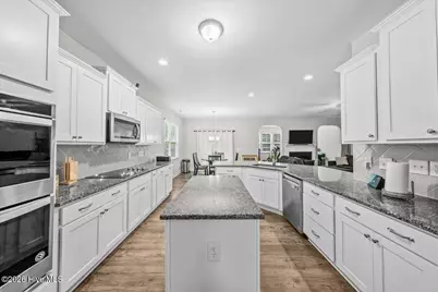 178 Mayfield Court, Whispering Pines, NC 28327 - Photo 10