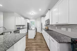 178 Mayfield Ct, Whispering Pines, NC 28327 - Photo 12