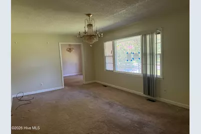 1702 Clark Avenue, New Bern, NC 28560 - Photo 8