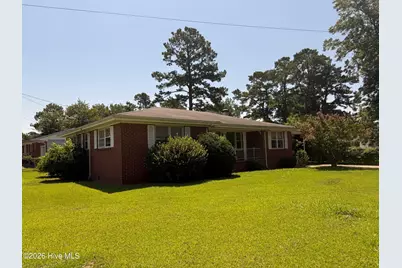 1702 Clark Avenue, New Bern, NC 28560 - Photo 2