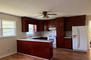 1702 Clark Ave, New Bern, NC 28560 - Photo 4