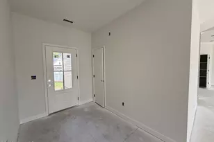 3717 Chatsworth Dr, La Grange, NC 28551 - Photo 2