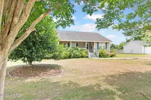 116 Jones St, Holly Ridge, NC 28445 - Photo 2